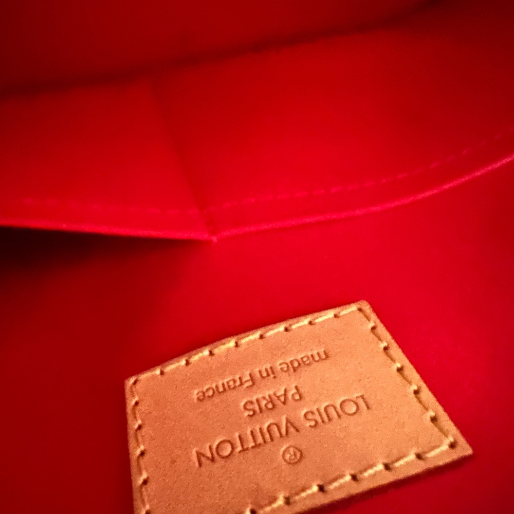 Red Vernis Louis Vuitton Alma PM - Picture 7 of 11
